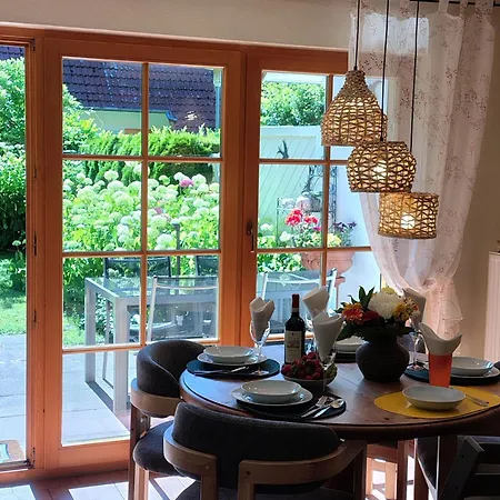 Schwalbenweg بيت للعطل